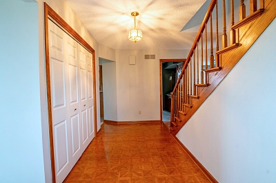 1271 Monmouth Rd, 4 Bedrooms Bedrooms, 12 Rooms Rooms,2 BathroomsBathrooms,Residential,For Sale,Monmouth Rd,114736