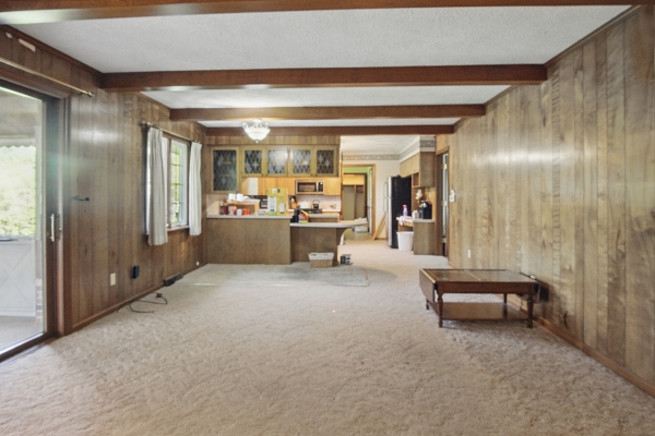 202 Wassenberg Dr, 2 Bedrooms Bedrooms, 6 Rooms Rooms,2 BathroomsBathrooms,Residential,For Sale,Wassenberg Dr,114801
