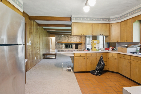 202 Wassenberg Dr, 2 Bedrooms Bedrooms, 6 Rooms Rooms,2 BathroomsBathrooms,Residential,For Sale,Wassenberg Dr,114801