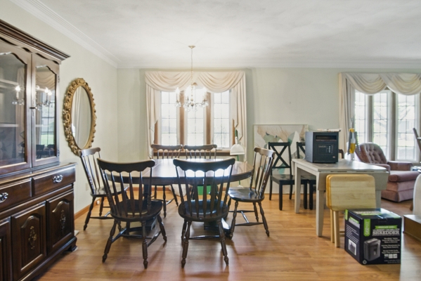 202 Wassenberg Dr, 2 Bedrooms Bedrooms, 6 Rooms Rooms,2 BathroomsBathrooms,Residential,For Sale,Wassenberg Dr,114801