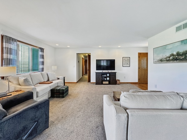 8769 Bergner Rd, 3 Bedrooms Bedrooms, 7 Rooms Rooms,2 BathroomsBathrooms,Residential,For Sale,Bergner Rd,114804