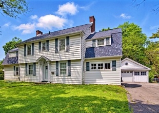 402 S Woodlawn Ave, 5 Bedrooms Bedrooms, ,3 BathroomsBathrooms,Residential,For Sale,S Woodlawn Ave,114808