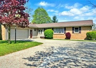 4 Bedrooms Bedrooms, 11 Rooms Rooms,2 BathroomsBathrooms,Residential,For Sale,114809
