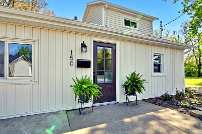 4 Bedrooms Bedrooms, 6 Rooms Rooms,3 BathroomsBathrooms,Residential,For Sale,114810