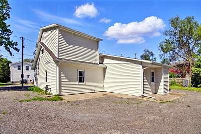 4 Bedrooms Bedrooms, 6 Rooms Rooms,3 BathroomsBathrooms,Residential,For Sale,114810