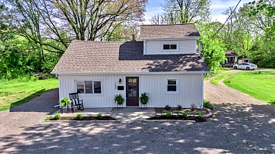 4 Bedrooms Bedrooms, 6 Rooms Rooms,3 BathroomsBathrooms,Residential,For Sale,114810