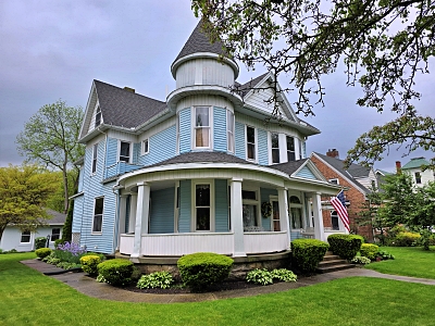 4 Bedrooms Bedrooms, 11 Rooms Rooms,2 BathroomsBathrooms,Residential,For Sale,114811