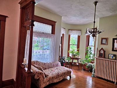 4 Bedrooms Bedrooms, 11 Rooms Rooms,2 BathroomsBathrooms,Residential,For Sale,114811