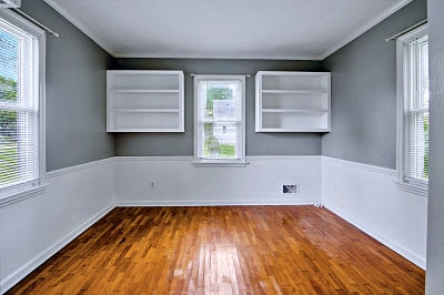 918 Park St, 3 Bedrooms Bedrooms, 6 Rooms Rooms,1 BathroomBathrooms,Residential,For Sale,Park St,114812