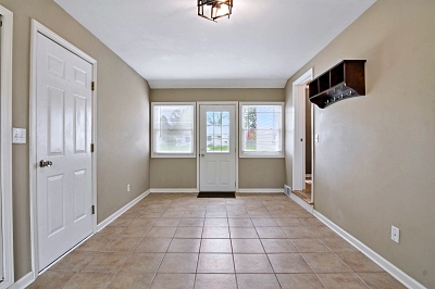 918 Park St, 3 Bedrooms Bedrooms, 6 Rooms Rooms,1 BathroomBathrooms,Residential,For Sale,Park St,114812