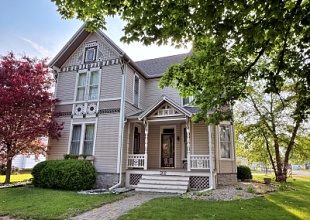 302 N. Market St, 3 Bedrooms Bedrooms, 8 Rooms Rooms,2 BathroomsBathrooms,Residential,For Sale,N. Market St,114820