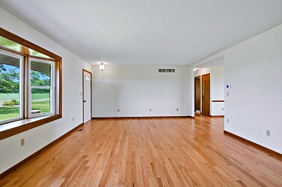 12279 Stirn Rd, 3 Bedrooms Bedrooms, 6 Rooms Rooms,2 BathroomsBathrooms,Residential,For Sale,Stirn Rd,114821