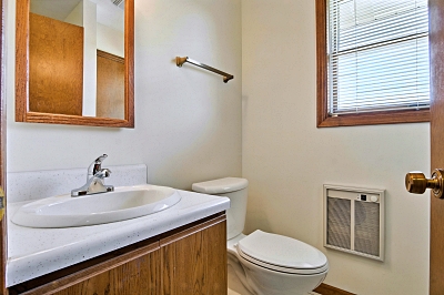 12279 Stirn Rd, 3 Bedrooms Bedrooms, 6 Rooms Rooms,2 BathroomsBathrooms,Residential,For Sale,Stirn Rd,114821