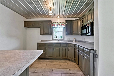7866 Kreischer Rd., 1 Bedroom Bedrooms, 3 Rooms Rooms,1 BathroomBathrooms,Residential,For Sale,Kreischer Rd.,114822