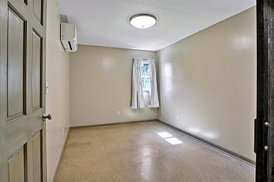 7866 Kreischer Rd., 1 Bedroom Bedrooms, 3 Rooms Rooms,1 BathroomBathrooms,Residential,For Sale,Kreischer Rd.,114822
