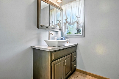 7866 Kreischer Rd., 1 Bedroom Bedrooms, 3 Rooms Rooms,1 BathroomBathrooms,Residential,For Sale,Kreischer Rd.,114822