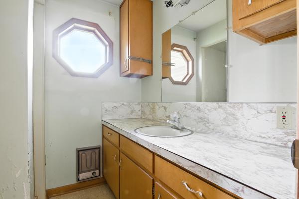 3953 Convoy Heller Rd, 5 Bedrooms Bedrooms, 11 Rooms Rooms,3 BathroomsBathrooms,Residential,For Sale,Convoy Heller Rd,114823