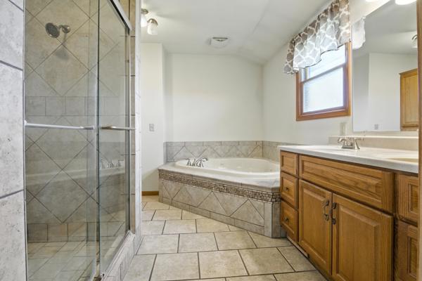 3953 Convoy Heller Rd, 5 Bedrooms Bedrooms, 11 Rooms Rooms,3 BathroomsBathrooms,Residential,For Sale,Convoy Heller Rd,114823