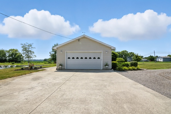 19318 Middle Point Rd., 3 Bedrooms Bedrooms, 9 Rooms Rooms,2 BathroomsBathrooms,Residential,For Sale,Middle Point Rd.,114827