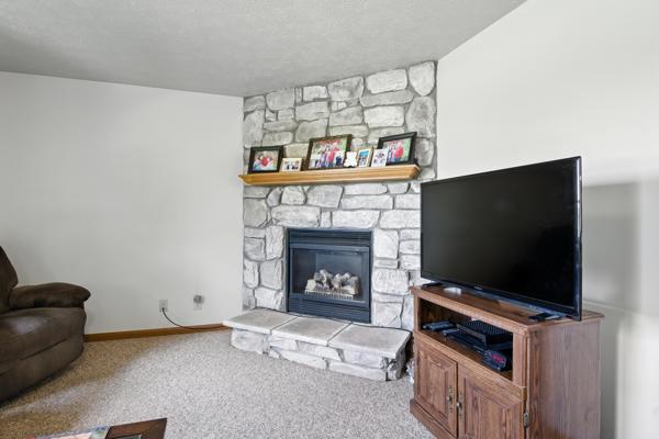 19318 Middle Point Rd., 3 Bedrooms Bedrooms, 9 Rooms Rooms,2 BathroomsBathrooms,Residential,For Sale,Middle Point Rd.,114827