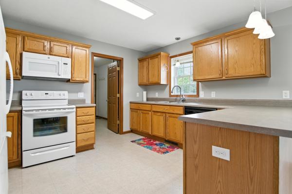 18916 Williams St, 3 Bedrooms Bedrooms, 5 Rooms Rooms,2 BathroomsBathrooms,Residential,For Sale,Williams St,114828