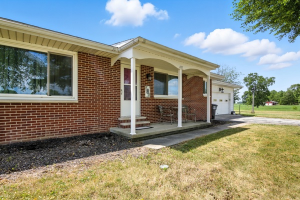 407 Walcot St, 2 Bedrooms Bedrooms, 5 Rooms Rooms,1 BathroomBathrooms,Residential,For Sale,Walcot St,114829