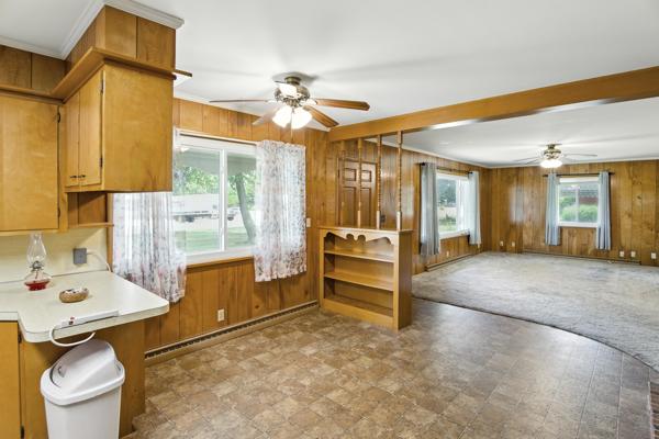 407 Walcot St, 2 Bedrooms Bedrooms, 5 Rooms Rooms,1 BathroomBathrooms,Residential,For Sale,Walcot St,114829