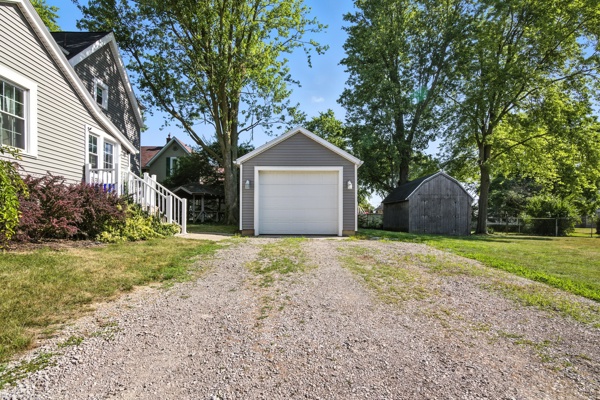 222 S Lynn St, 3 Bedrooms Bedrooms, 6 Rooms Rooms,2 BathroomsBathrooms,Residential,For Sale,S Lynn St,114830