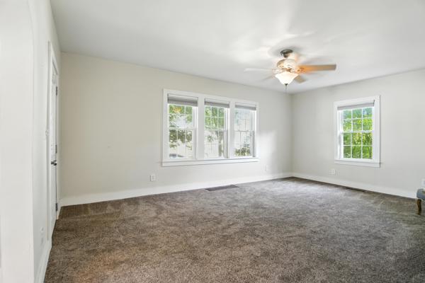 222 S Lynn St, 3 Bedrooms Bedrooms, 6 Rooms Rooms,2 BathroomsBathrooms,Residential,For Sale,S Lynn St,114830