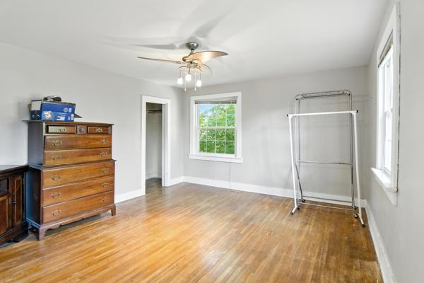 222 S Lynn St, 3 Bedrooms Bedrooms, 6 Rooms Rooms,2 BathroomsBathrooms,Residential,For Sale,S Lynn St,114830