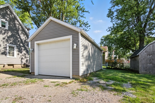 222 S Lynn St, 3 Bedrooms Bedrooms, 6 Rooms Rooms,2 BathroomsBathrooms,Residential,For Sale,S Lynn St,114830