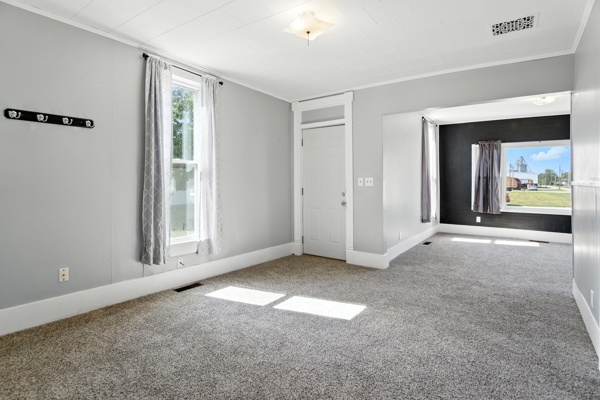 304 Anderson St, 3 Bedrooms Bedrooms, 9 Rooms Rooms,1 BathroomBathrooms,Residential,For Sale,Anderson St,114831