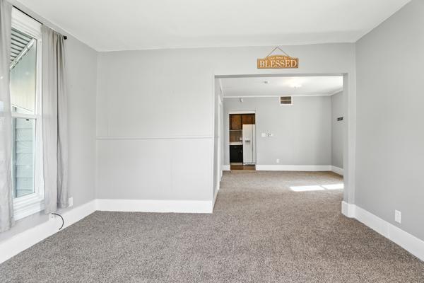 304 Anderson St, 3 Bedrooms Bedrooms, 9 Rooms Rooms,1 BathroomBathrooms,Residential,For Sale,Anderson St,114831