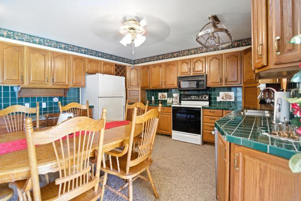 12104 Clayworth, 2 Bedrooms Bedrooms, 6 Rooms Rooms,2 BathroomsBathrooms,Residential,For Sale,Clayworth ,114833
