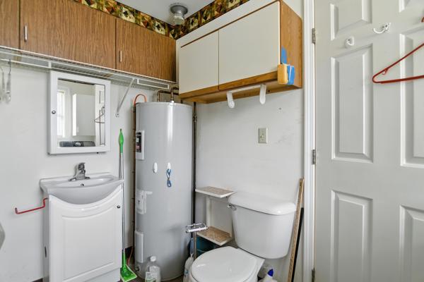 12104 Clayworth, 2 Bedrooms Bedrooms, 6 Rooms Rooms,2 BathroomsBathrooms,Residential,For Sale,Clayworth ,114833