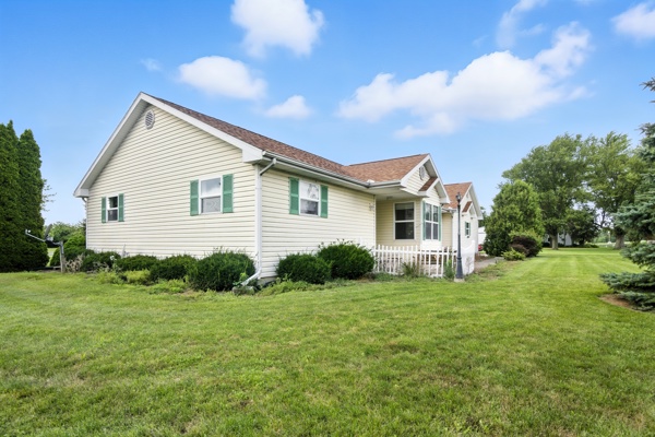 12104 Clayworth, 2 Bedrooms Bedrooms, 6 Rooms Rooms,2 BathroomsBathrooms,Residential,For Sale,Clayworth ,114833