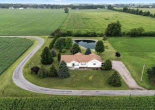 2 Bedrooms Bedrooms, 6 Rooms Rooms,2 BathroomsBathrooms,Residential,For Sale,114833