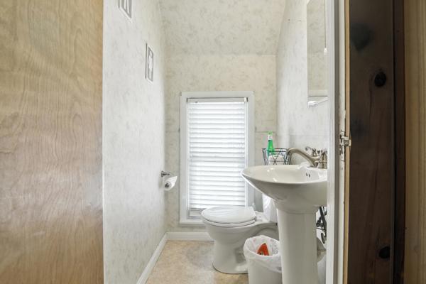 668 N. Washington St, 3 Bedrooms Bedrooms, 8 Rooms Rooms,1 BathroomBathrooms,Residential,For Sale,N. Washington St,114834