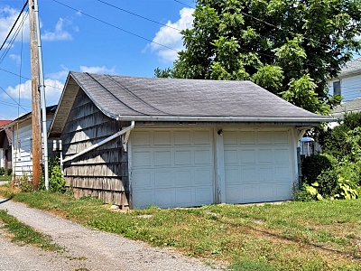 520 E Main St, 3 Bedrooms Bedrooms, 5 Rooms Rooms,1 BathroomBathrooms,Residential,For Sale,E Main St,114835