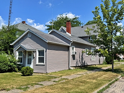 520 E Main St, 3 Bedrooms Bedrooms, 5 Rooms Rooms,1 BathroomBathrooms,Residential,For Sale,E Main St,114835