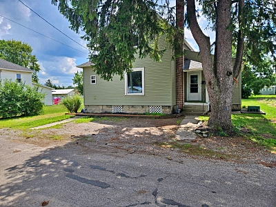 138 Logan St, 3 Bedrooms Bedrooms, 6 Rooms Rooms,1 BathroomBathrooms,Residential,For Sale,Logan St,114836