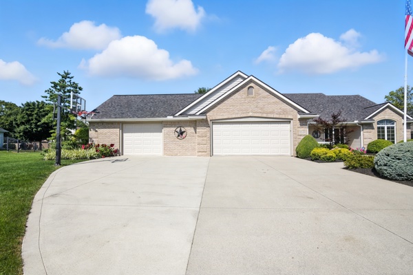 1049 Chippewa Dr., 3 Bedrooms Bedrooms, 6 Rooms Rooms,2 BathroomsBathrooms,Residential,For Sale,Chippewa Dr.,114837