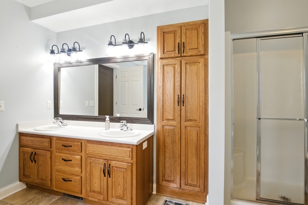 1049 Chippewa Dr., 3 Bedrooms Bedrooms, 6 Rooms Rooms,2 BathroomsBathrooms,Residential,For Sale,Chippewa Dr.,114837
