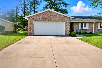 650-14 Golden Oak, 2 Bedrooms Bedrooms, 5 Rooms Rooms,2 BathroomsBathrooms,Residential,For Sale,Golden Oak,114839