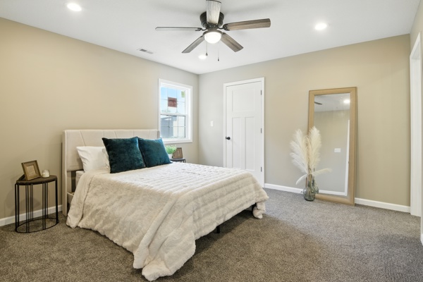 228 W Second St, 3 Bedrooms Bedrooms, 5 Rooms Rooms,2 BathroomsBathrooms,Residential,For Sale,W Second St,114840