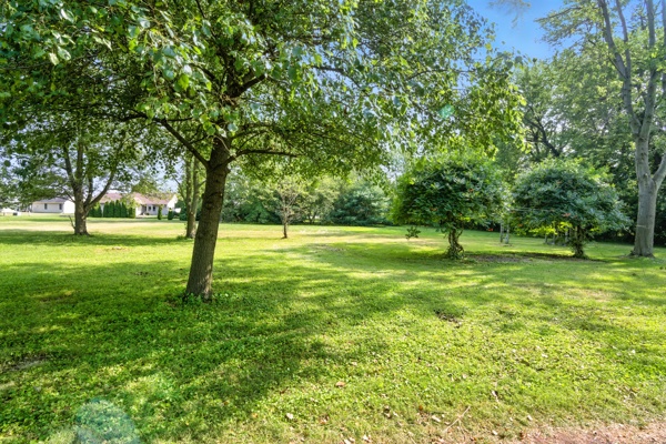 1236 E Ervin Rd, 3 Bedrooms Bedrooms, 8 Rooms Rooms,2 BathroomsBathrooms,Residential,For Sale,E Ervin Rd,114841
