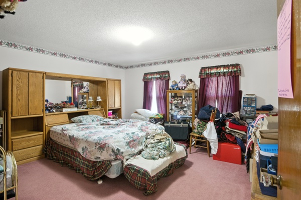 1236 E Ervin Rd, 3 Bedrooms Bedrooms, 8 Rooms Rooms,2 BathroomsBathrooms,Residential,For Sale,E Ervin Rd,114841