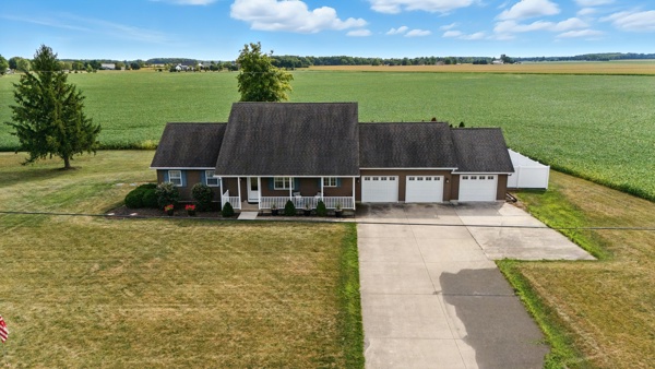 9952 Lincoln Highway, 3 Bedrooms Bedrooms, 9 Rooms Rooms,2 BathroomsBathrooms,Residential,For Sale,Lincoln Highway,114843