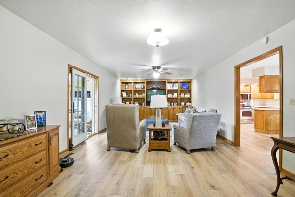 9952 Lincoln Highway, 3 Bedrooms Bedrooms, 9 Rooms Rooms,2 BathroomsBathrooms,Residential,For Sale,Lincoln Highway,114843