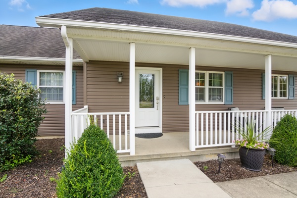 9952 Lincoln Highway, 3 Bedrooms Bedrooms, 9 Rooms Rooms,2 BathroomsBathrooms,Residential,For Sale,Lincoln Highway,114843